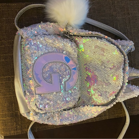 Justice sequins letter G unicorn backpack - Picture 7 of 7